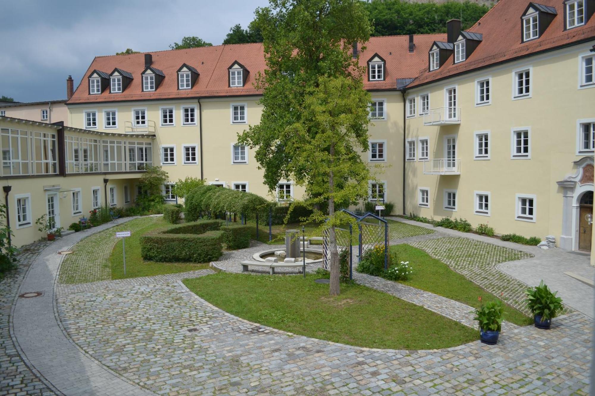 布格豪森 Haus Der Begegnung Heilig Geist酒店 外观 照片